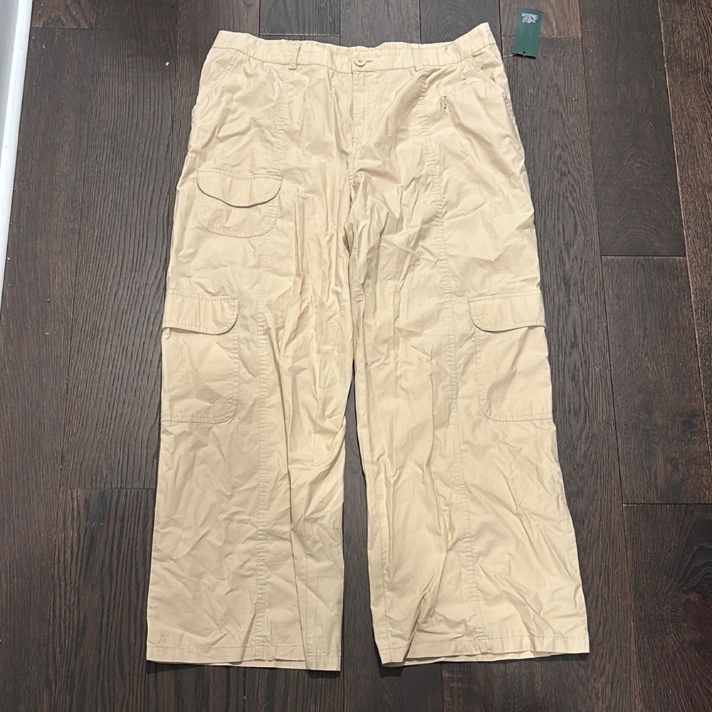 Women’s Khaki Cargo Pants
